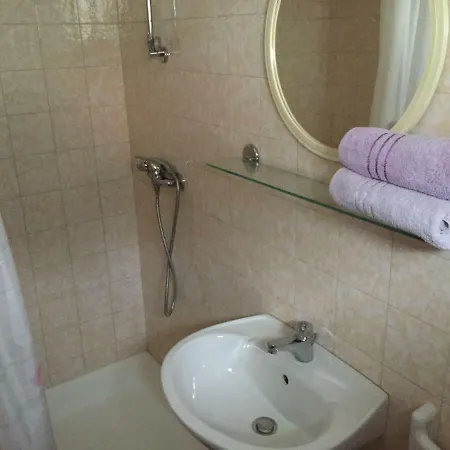 Πανσιόν Marta