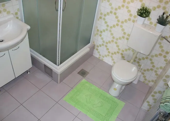 Marta Гостьовий будинок Макарська