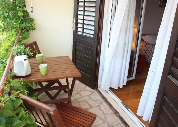 Marta 3* Макарська